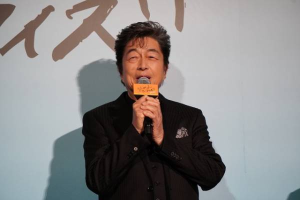 菅田将暉、新年初笑いは「体調不良」と苦笑い　主演作『サンセット・サンライズ』初日舞台挨拶