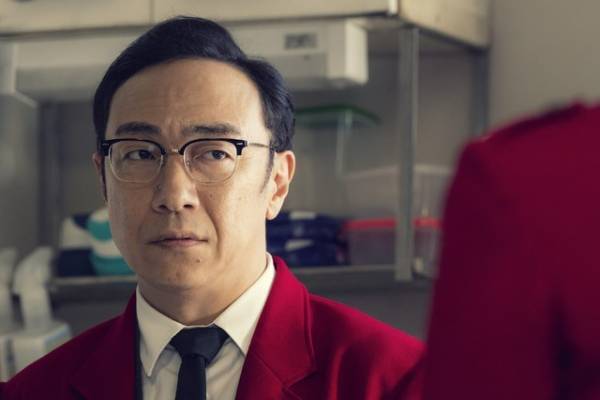 地味なミッションに挑む角田晃広“高橋”に「面白すぎ！」「楽しい」の声上がる…「ホットスポット」第2話