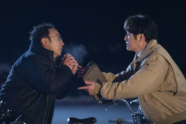 「最高」「何度観ても笑う」角田晃広“宇宙人・高橋”の温泉シーンメイキング公開「ホットスポット」