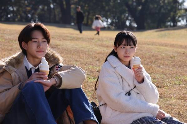 川口春奈“瀬奈”×田中圭“宇井”に「謎すぎる」「何があったの」の声…「アンサンブル」第3話