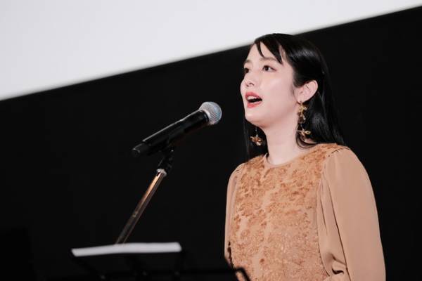 松田るか、生歌も披露『かなさんどー』沖縄で先行公開記念舞台挨拶