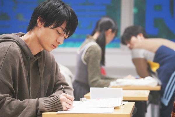 作間龍斗“山田くん”場面写真到着『山田くんとLv999の恋をする』