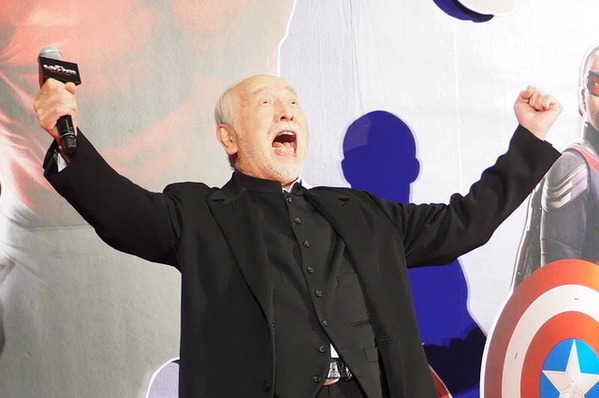 新“キャプテン・アメリカ”溝端淳平に、“ブラックパンサー” 百田夏菜子が応援に駆け付け！