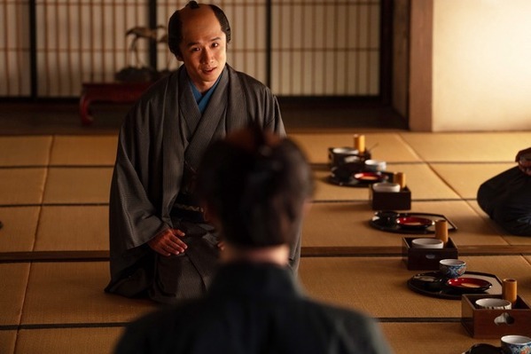 「笑顔なのに目は笑ってない」風間俊介“鶴屋”に恐怖の声続出…「べらぼう」7話