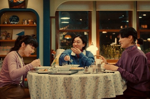 元同僚の前でキャッツアイを熱唱する野呂佳代“中本”に「笑った」「じわじわくる」の声上がる…「ホットスポット」第6話