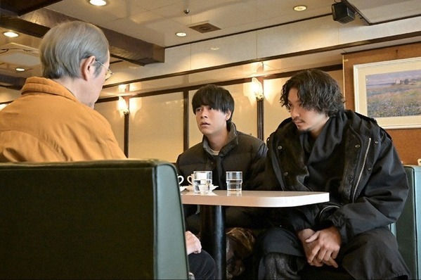 「クジャクのダンス、誰が見た？」5話　京子の“水”と“お守り”に「何か怖い」「お守りは絶対GPS入ってる」などの声相次ぐ