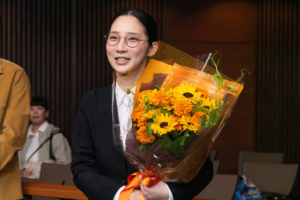 「フォレスト」比嘉愛未＆岩田剛典らクランクアップ写真＆コメント到着