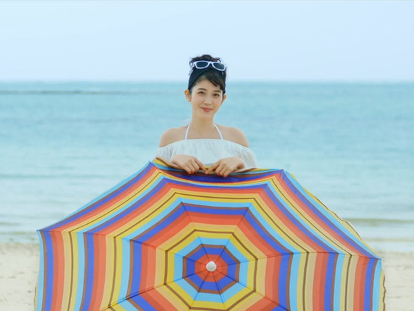 『かなさんどー』松田るか＆浅野忠信が涙するクライマックスほか、名シーン入り主題歌MV解禁