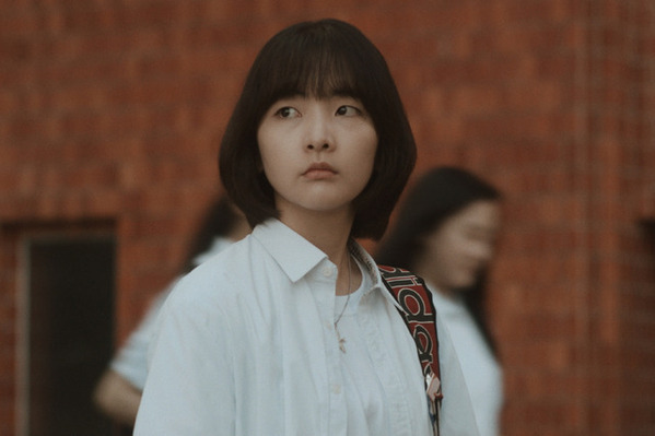 熱いファンダムを生んだ初恋物語を監督が語る『私たちは天国には行けないけど、愛することはできる』