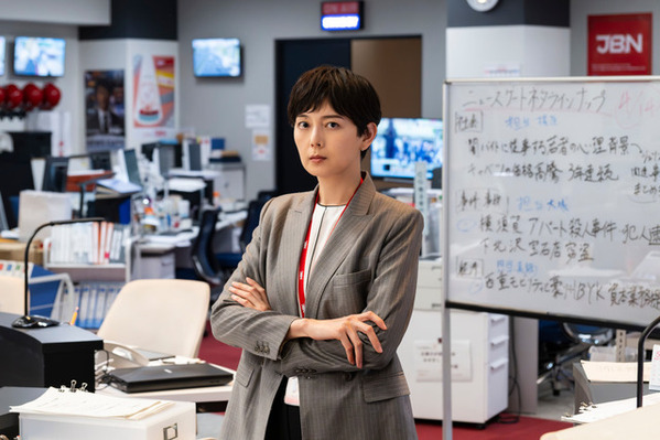 音尾琢真＆岡部たかし＆玉置玲央ら、阿部寛「キャスター」の報道番組スタッフ役で集結