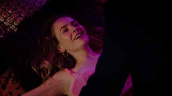 “モリー・シンガー”の大学生活「一番の思い出」は!?　冒頭本編映像解禁