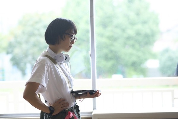 山本美月＆栗山千明が寄り添う「おとなになっても」メインジュアル完成