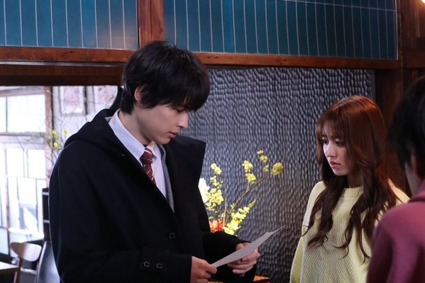 川口春奈主演「アンサンブル」第8話　松村北斗“真戸原”の母をめぐる展開に「自分を責めないで」の声上がる