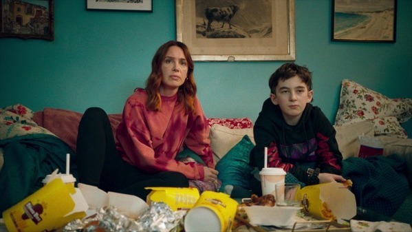 被告犬が無罪を主張…前代未聞の裁判が始まる！『犬の裁判』予告編