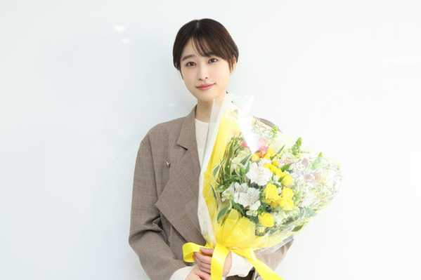 芳根京子「本当に楽しい4か月でした！」、涙のクランクアップ「まどか26歳、研修医やってます！」