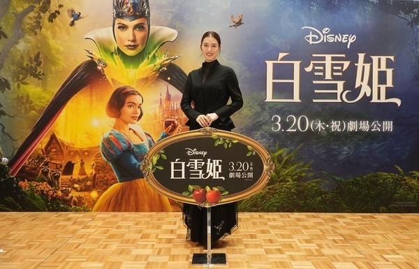 『白雪姫』月城かなと「美しさに執着してしまう女王が可愛らしくて」ヴィランへのキャラクター愛明かす