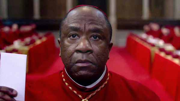 レイフ・ファインズから伊映画界のスターまで『教皇選挙』の国際色豊かなキャスト陣