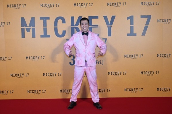 ポン・ジュノ監督が5年ぶり来日、山崎貴監督に「これからも怪獣映画をたくさん作って」