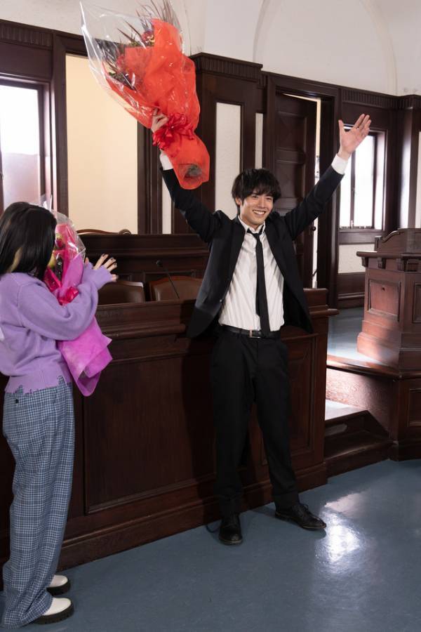 赤楚衛二「僕たち3人のチームが最高」桜田ひより＆矢本悠馬と「相続探偵」クランクアップ