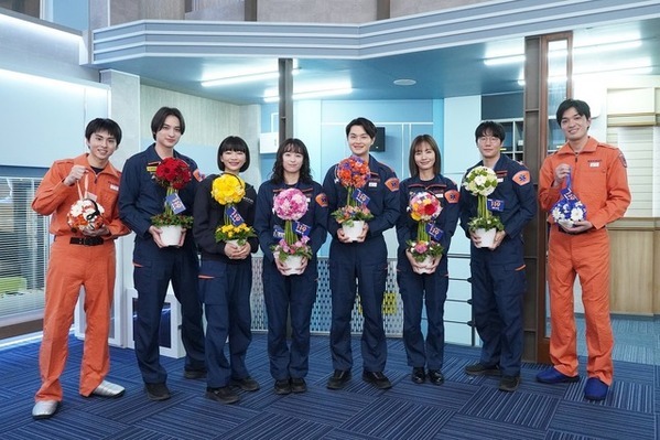 清野菜名「毎日毎日楽しすぎて」瀬戸康史＆見上愛らクランクアップ「１１９エマージェンシーコール」