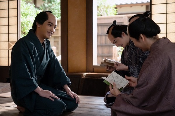 「じわじわと怖いし圧がすごい」“検校”市原隼人の演技に絶賛の声集まる…「べらぼう」13話