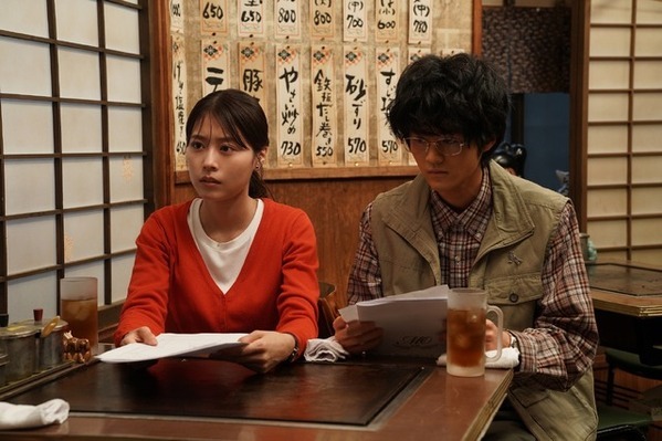 鈴木亮平＆有村架純、不器用なふたりの微笑ましい姿『花まんま』本編映像