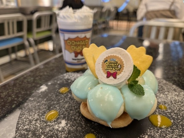 【ディズニー】アンバサダーホテルにドナルドのスペシャルメニューが登場！マンゴーとタピオカのサンドウィッチを食べてみた