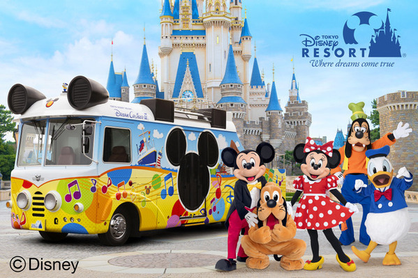 【ディズニー】ディズニーの仲間たちがやって来る！東京ディズニーリゾートスペシャルパレード＆ダッフィーバス展示同時開催