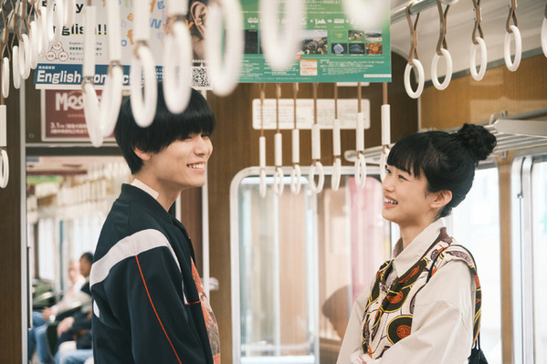 萩原利久＆河合優実のメイキング写真到着　大九明子監督、後半は「2人の勝負みたいなシーンに」