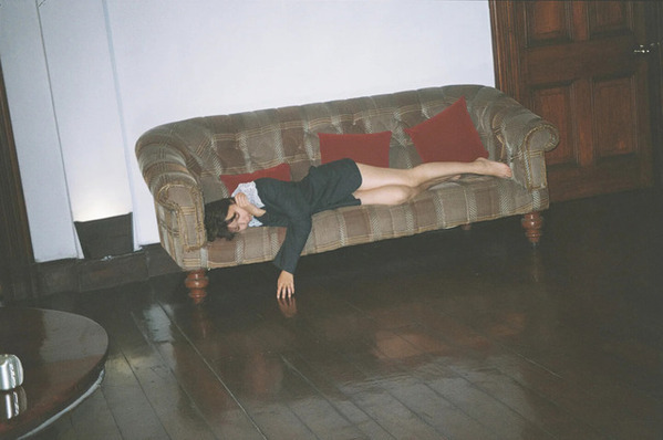 上白石萌歌写真集「charm charm」6月4日発売　予約受付中