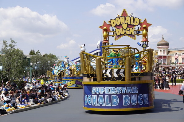 【ディズニー】ドナルドダックが主役の春が来た！「クワッキーセレブレーション★ドナルド・ザ・レジェンド！」