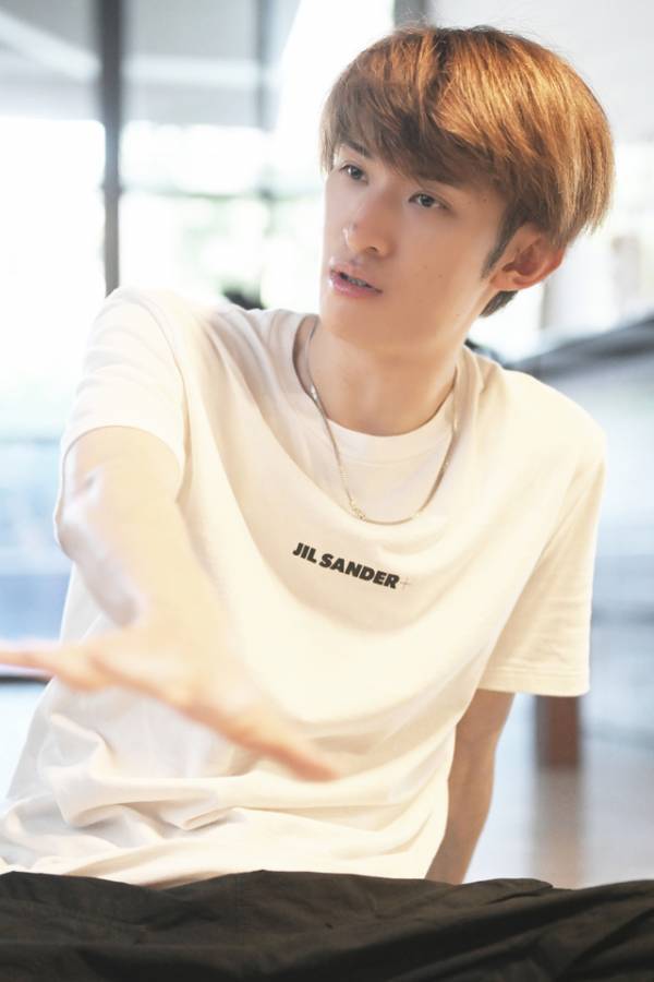 Snow Man向井康二、タイでクランクイン「DatingGame」Marchと息の合った演技