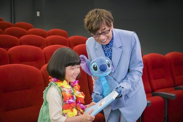 永尾柚乃、リロ役日本版声優に　“スティッチ”山寺宏一からサプライズ発表『リロ＆スティッチ』