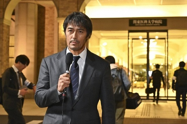 「緊張感漂うスピード展開」「満足感がすごい」スピード感のあるストーリーに期待の声上がる…「キャスター」1話