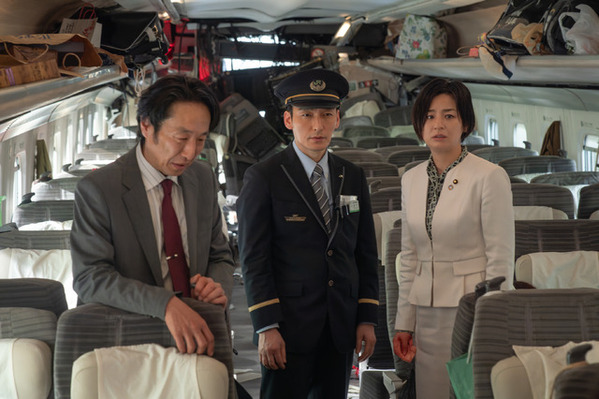 草彅剛から斎藤工まで『新幹線大爆破』新写真＆相関図が一挙解禁