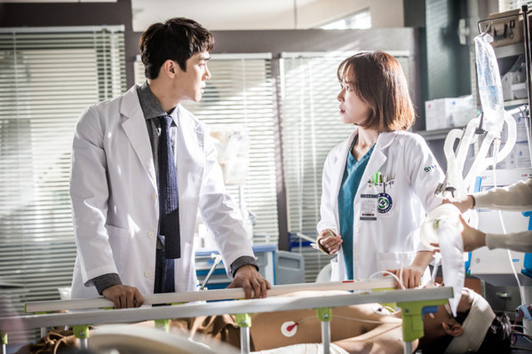 GWに一気見したい！「ペントハウス」字幕・吹替、「コッソンビ」ほかABEMAにて全話無料配信