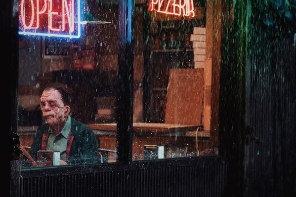 セバスチャン・スタン主演、A24映画『顔を捨てた男』7月公開