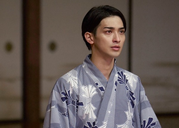 吉沢亮×横浜流星の美しく熱い姿とらえる…『国宝』場面写真