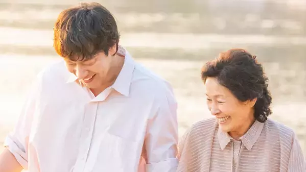 「私の解放日誌」から3年…硬軟自在の色気を放つソン・ソックが新たな魅力見せる？