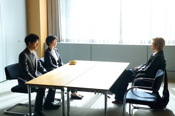 「犯人ではないと思いたい」「どういうこと」志尊淳“浩暉”の不審な行動に注目の声上がる…「恋は闇」2話