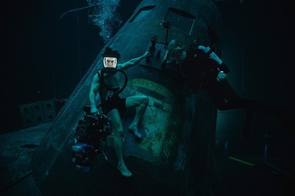 トム・クルーズ、潜水スタントに挑む！『ミッション：インポッシブル』極限の撮影現場を捉えた特別映像