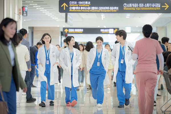 まだ間に合う「いつかは賢いレジデント生活」カメオ＆OSTまで“先輩”が強力バックアップ