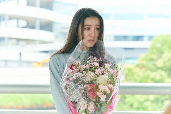 Kōki,、号泣のクランクアップ映像到着『女神降臨』