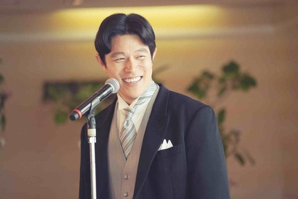 鈴木亮平“兄”のスピーチに涙『花まんま』ブライダルメイキングムービー