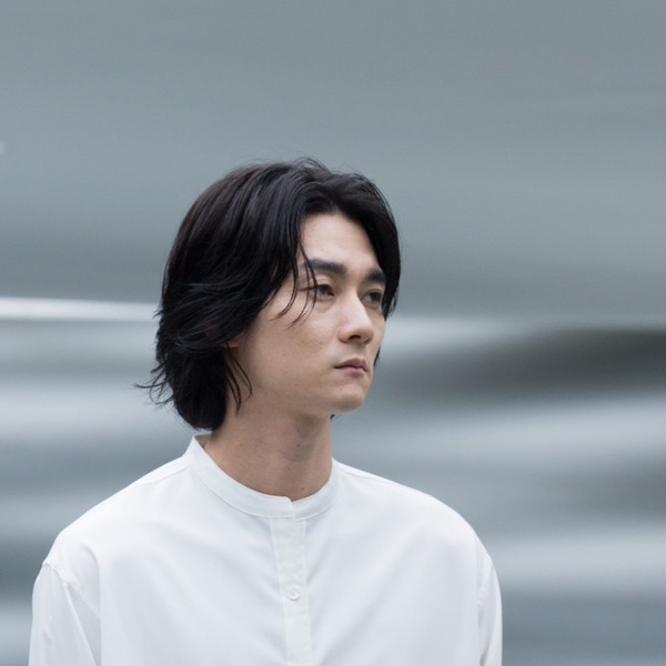 柳俊太郎、蒔田彩珠の夫役で出演『消滅世界』