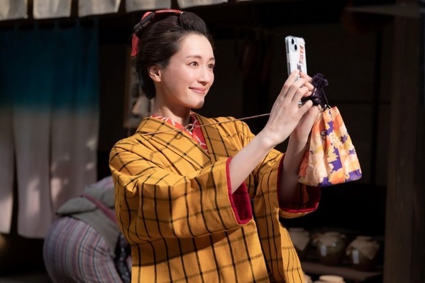 「べらぼう」第17話、女性ファンから歓声を浴びる蔦重に「べらぼうにモテてる」の声