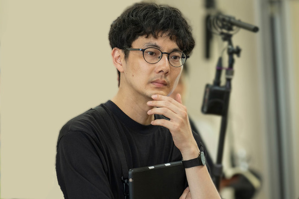 芳根京子＆高橋海人、15年に及ぶ入れ替わり描く『君の顔では泣けない』11月公開