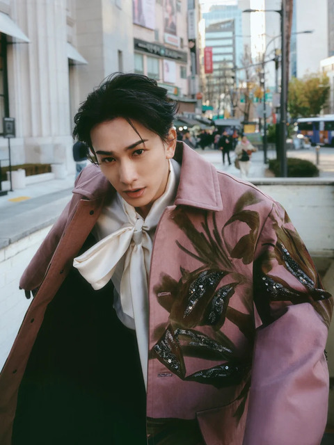 町田啓太、15周年記念のアニバーサリーフォトブック発売　書き下ろしエッセイも注目