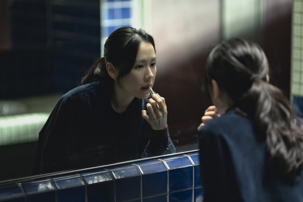 ソン・イェジン、結婚・出産を経て完全復帰『しあわせな選択』コメント＆場面写真解禁