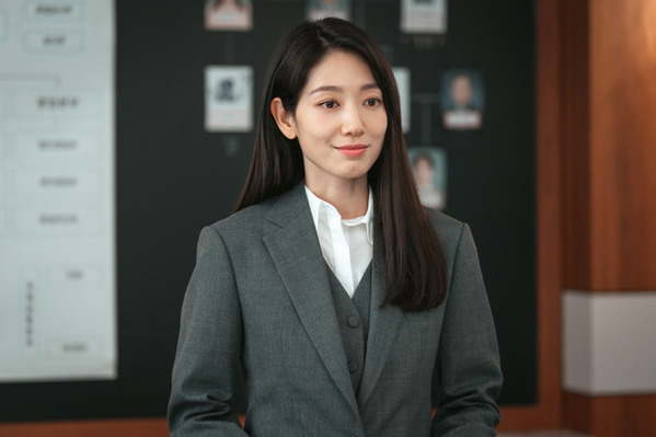 パク・シネ主演「Missホンは潜入調査中」の裏側が盛りだくさん！9話＆10話のビハインド映像公開